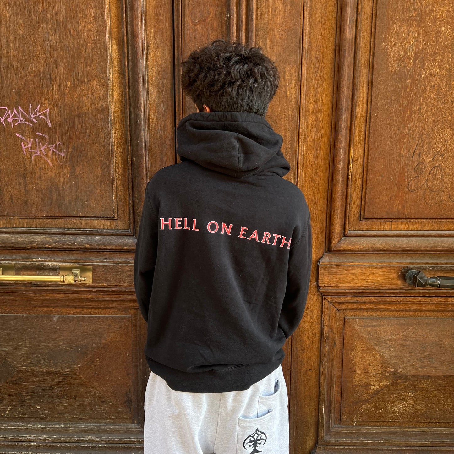 Supreme Hoodie Hellraiser Hellraiser Hell on Earth noir - M (valeur : 350€)