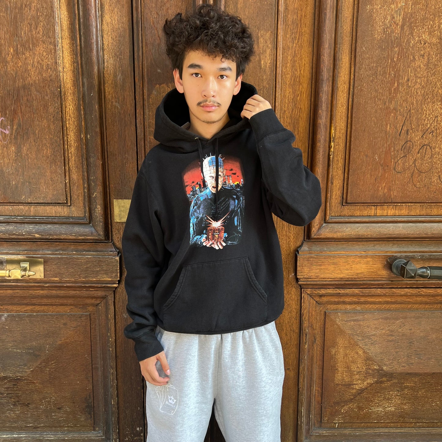Supreme Hoodie Hellraiser Hellraiser Hell on Earth noir - M (valeur : 350€)