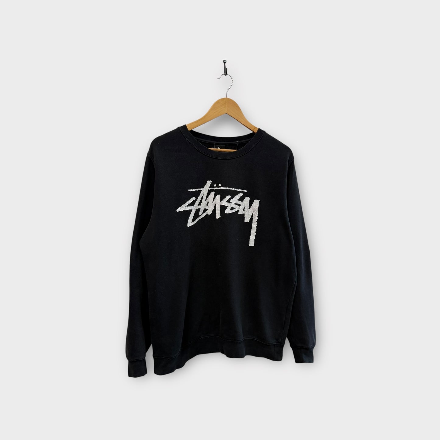Sweat Stussy noir big front logo - L