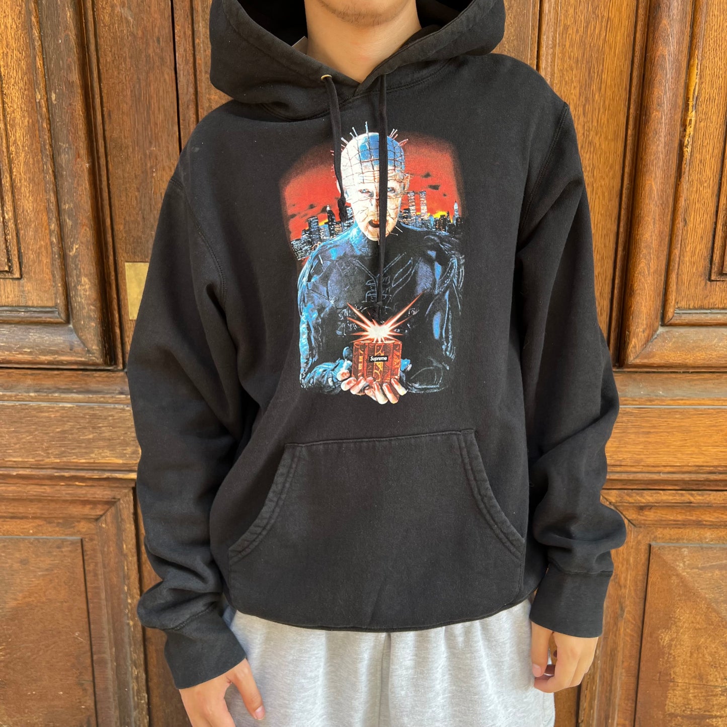 Supreme Hoodie Hellraiser Hellraiser Hell on Earth noir - M (valeur : 350€)