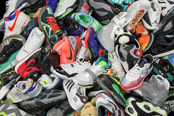 SNEAKERS Image