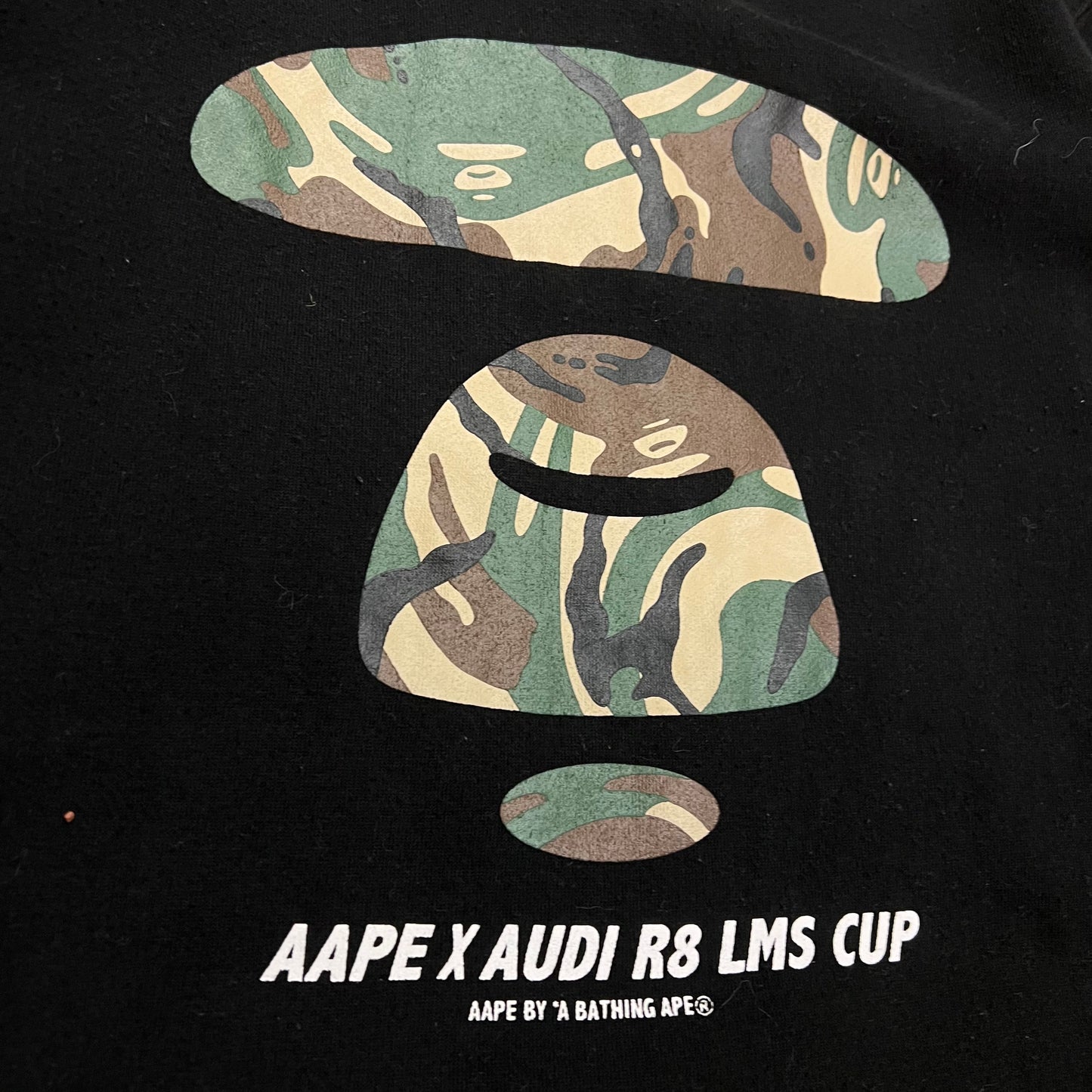 Sweat Bape x Audi R8 Noir - M