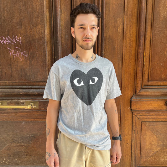 T-shirt Comme Des Garçons Gris Coeur Noir - XL