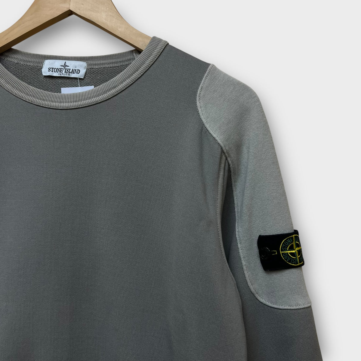 Sweat Stone Island junior gris (usure manche) - 14y (fit S)