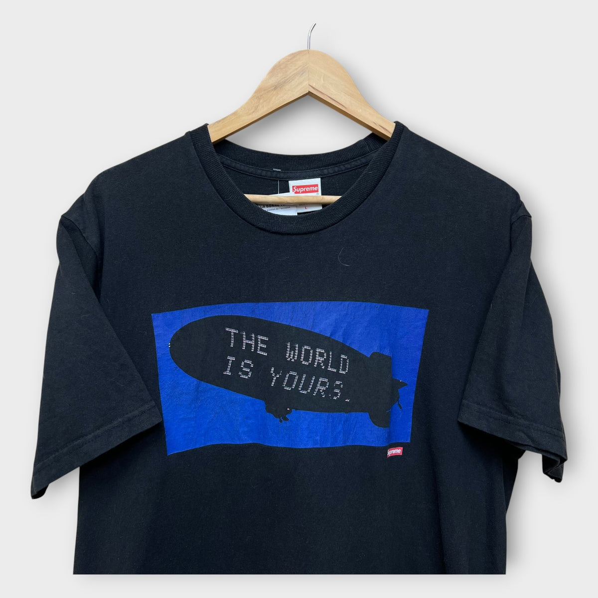 T-shirt Supreme The World is Yours - L