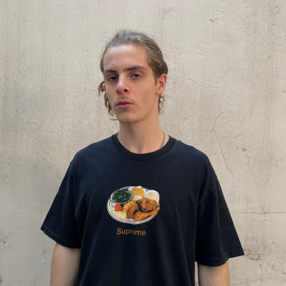 T-shirt Supreme Chicken Dinner noir - XL