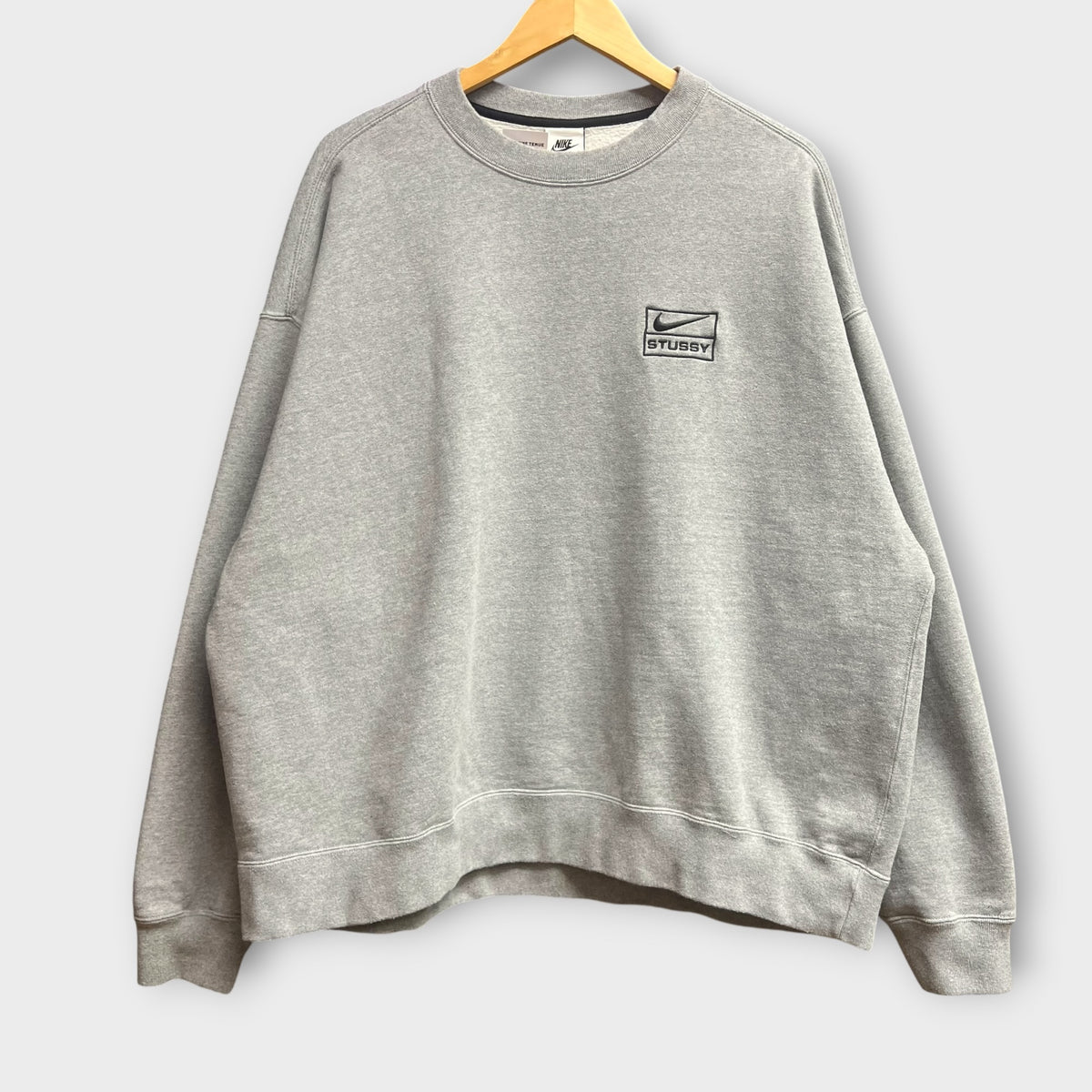 Sweat gris Nike Stussy - XL
