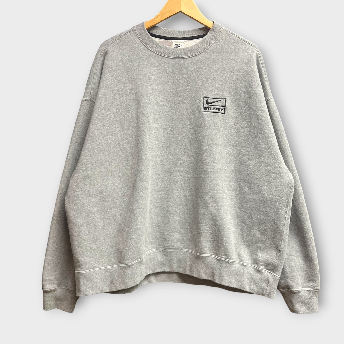 Sweat gris Nike Stussy - XL