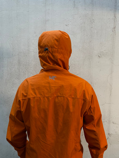 Veste Arc'Teryx vintage orange de 2014 - L