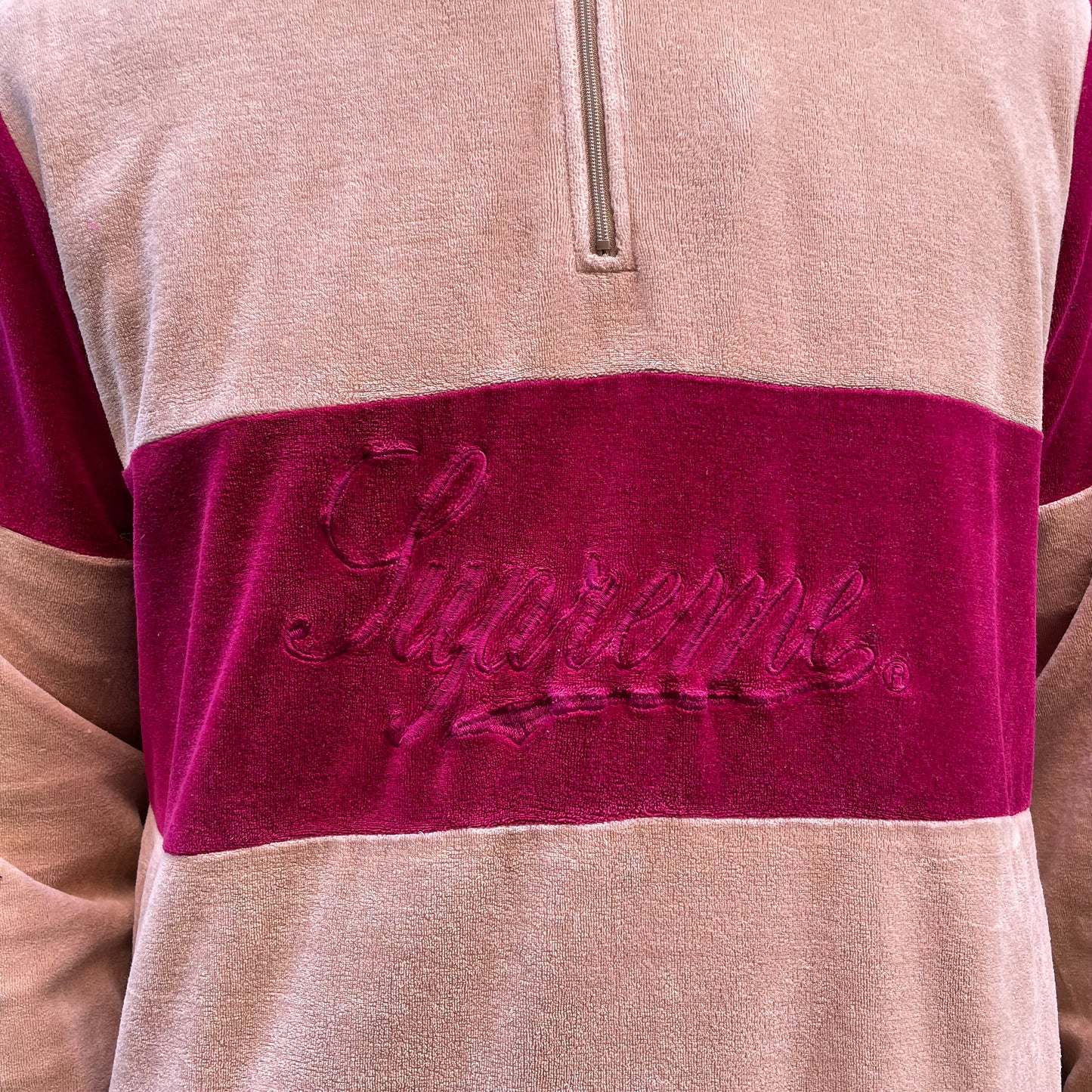 Sweat supreme velour beige/magenta - L