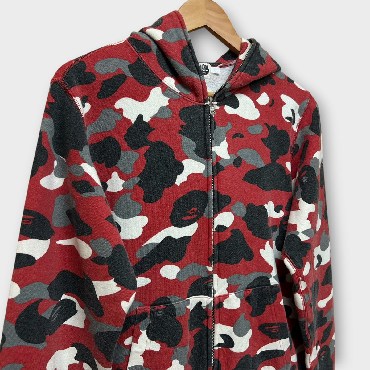 Veste Bape Shark rouge - L (Fit M)
