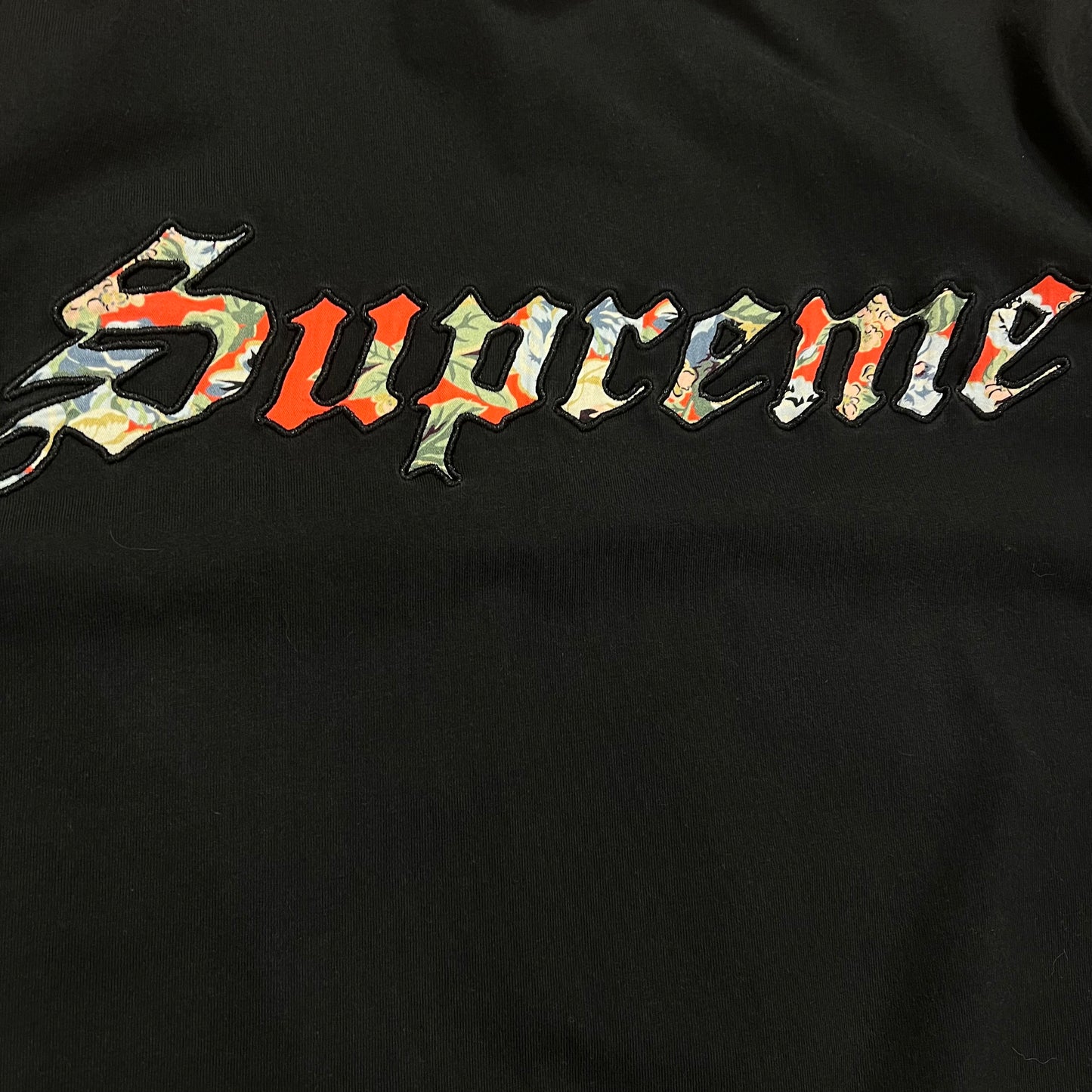 T-shirt Supreme "Floral" Noir - M