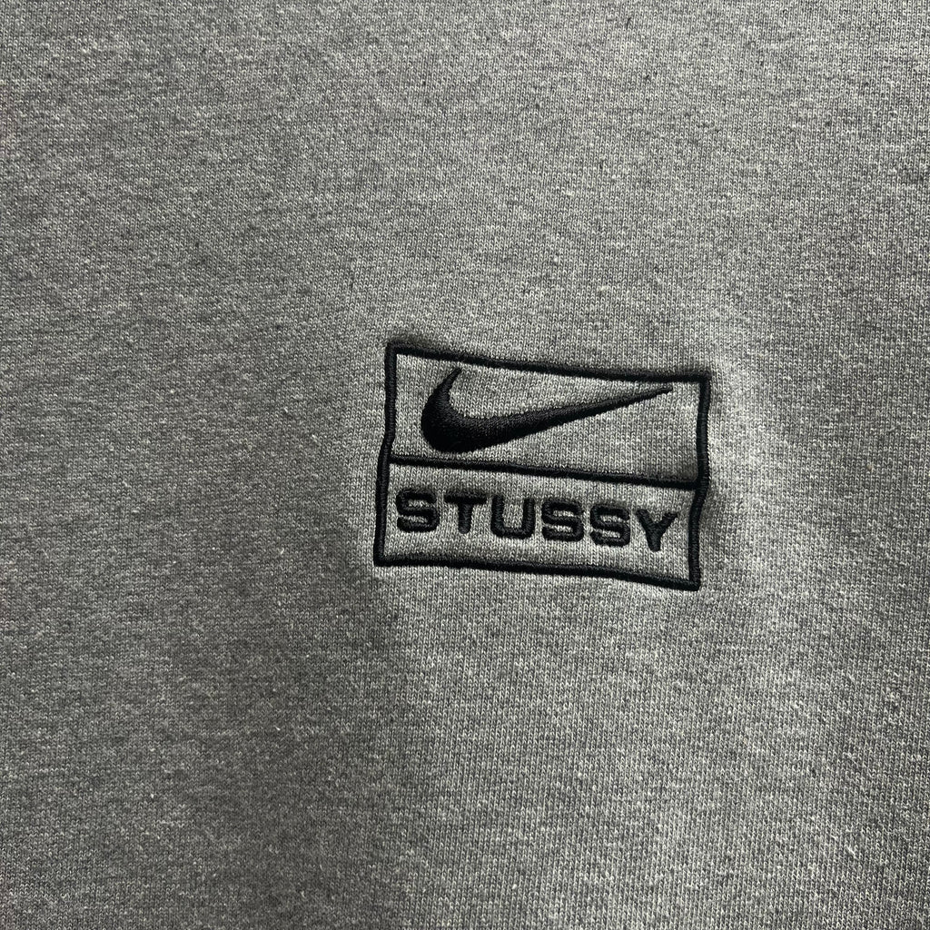 Sweat gris Nike Stussy - XL
