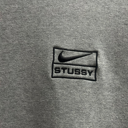 Sweat gris Nike Stussy - XL