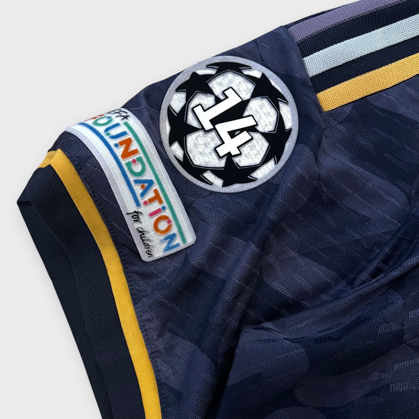 Maillot Adidas x Real De Madrid 2023/24 Authentic "Bellingham 5" - XL