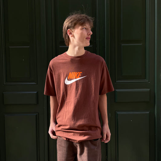 Brown Nike vintage 00's t-shirt - l