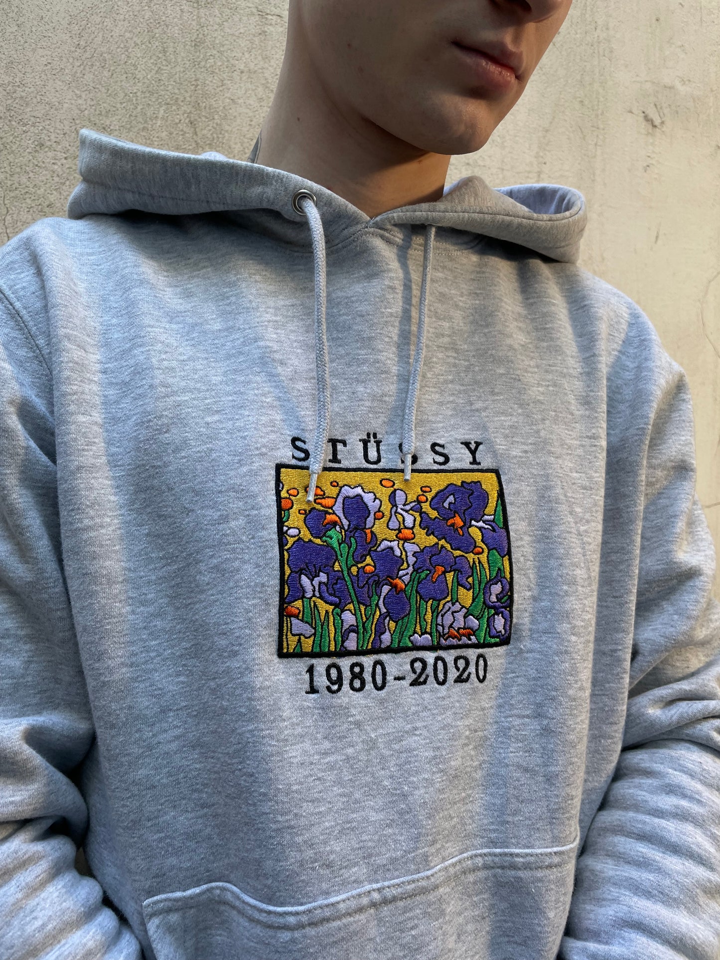 Hoodie Stussy gris Flowers - S