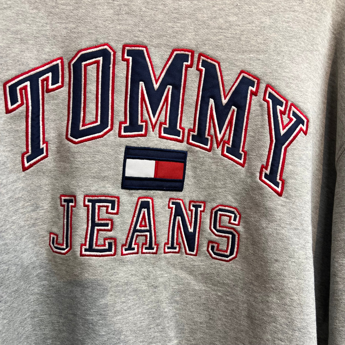 Sweat Tommy Jeans 90's gris brodé - XL