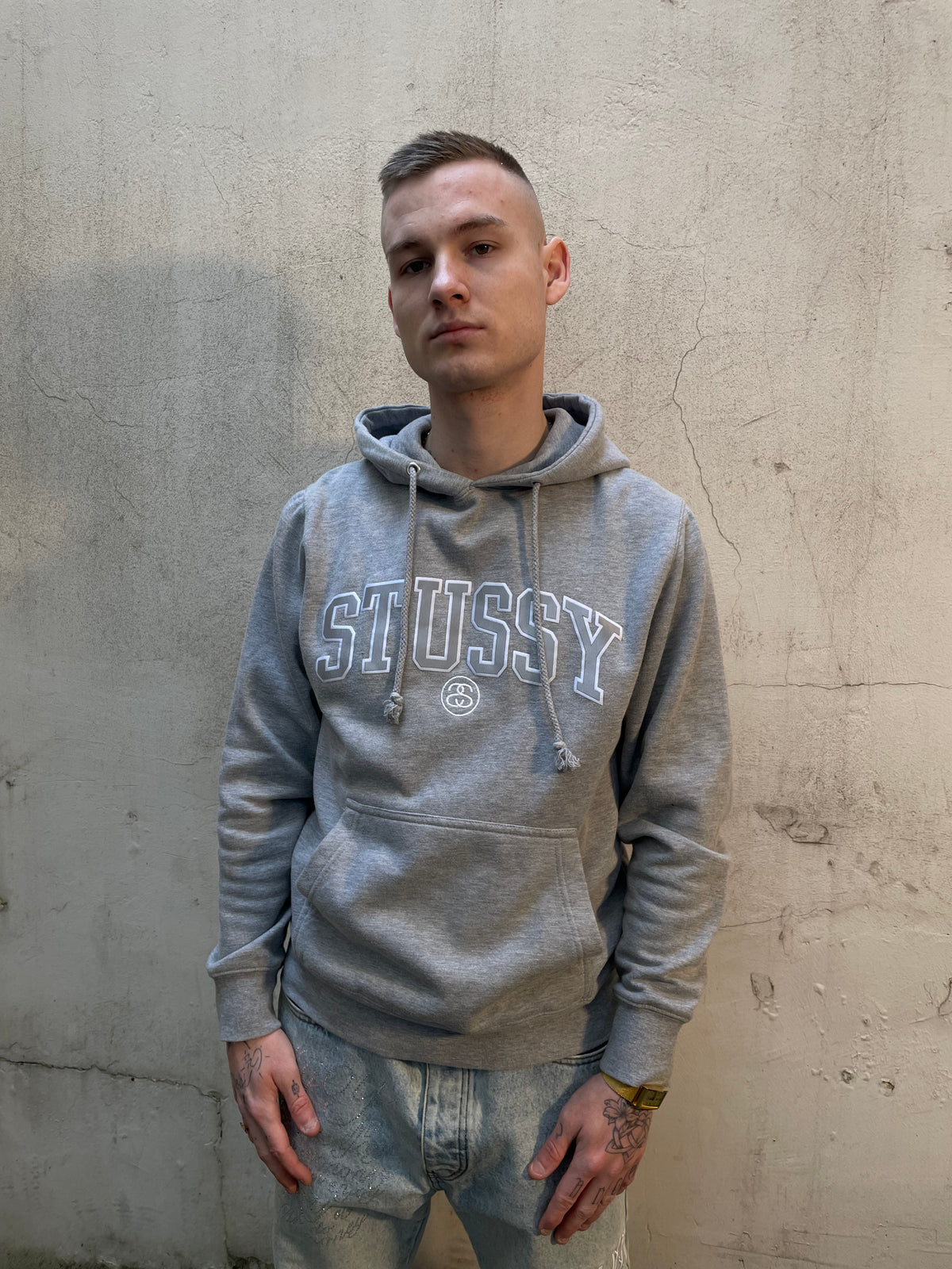 Hoodie Stussyt Spellout gris - S