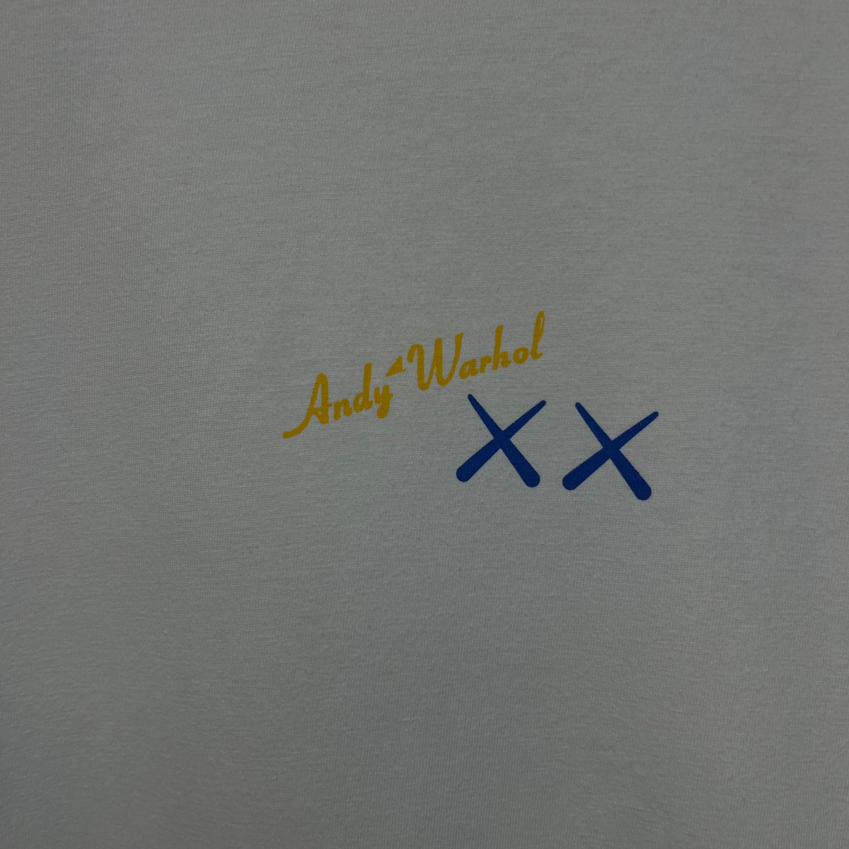 T-Shirt Kaws x Uniqlo Blanc - L