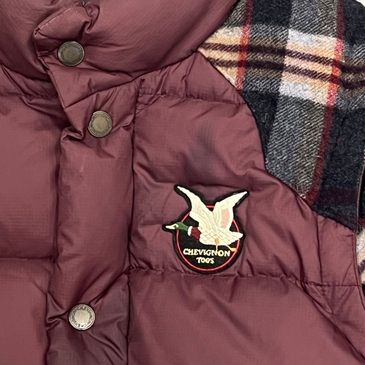 Branded clothes KI