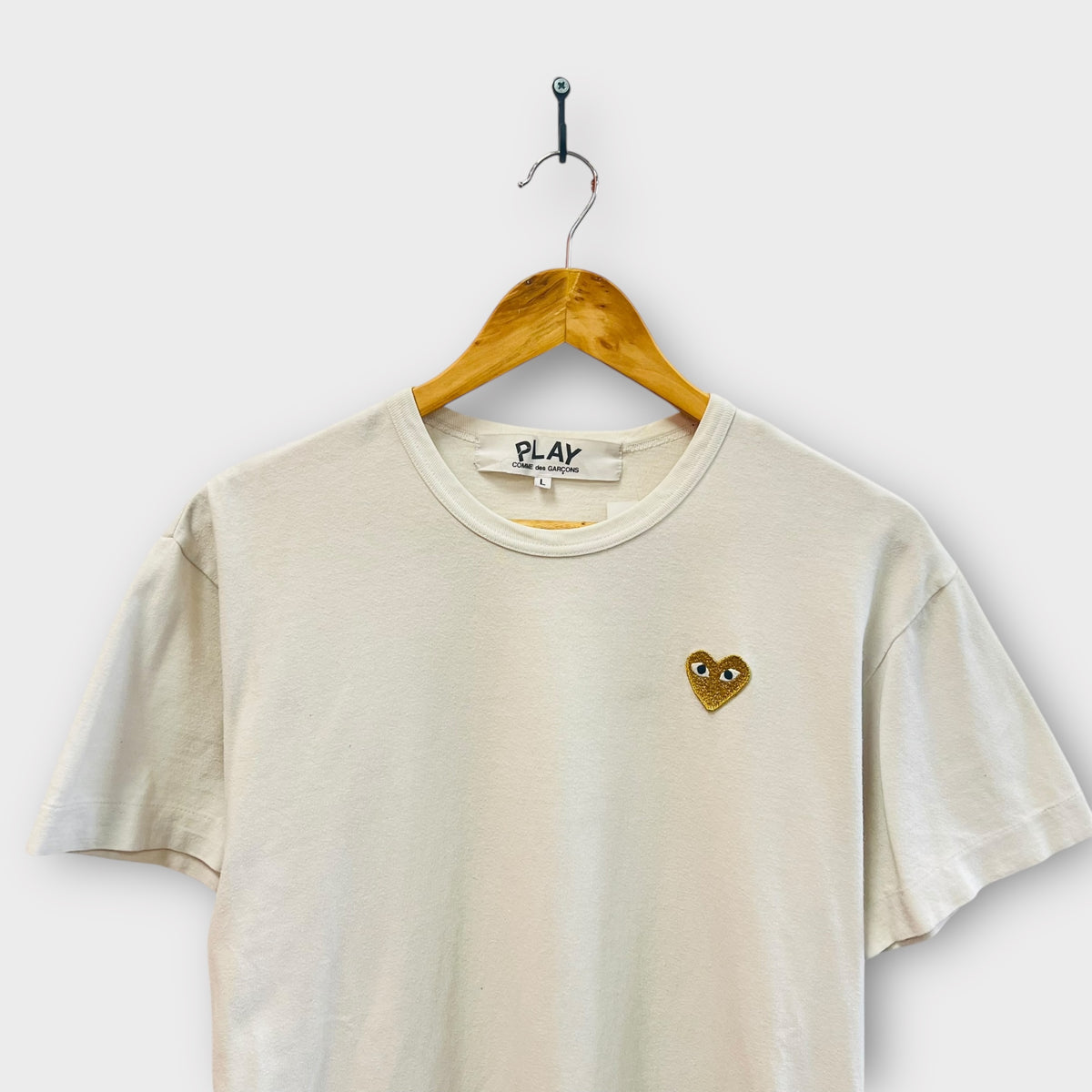 T-shirt CDG blanc brodé doré - L 
(taché)