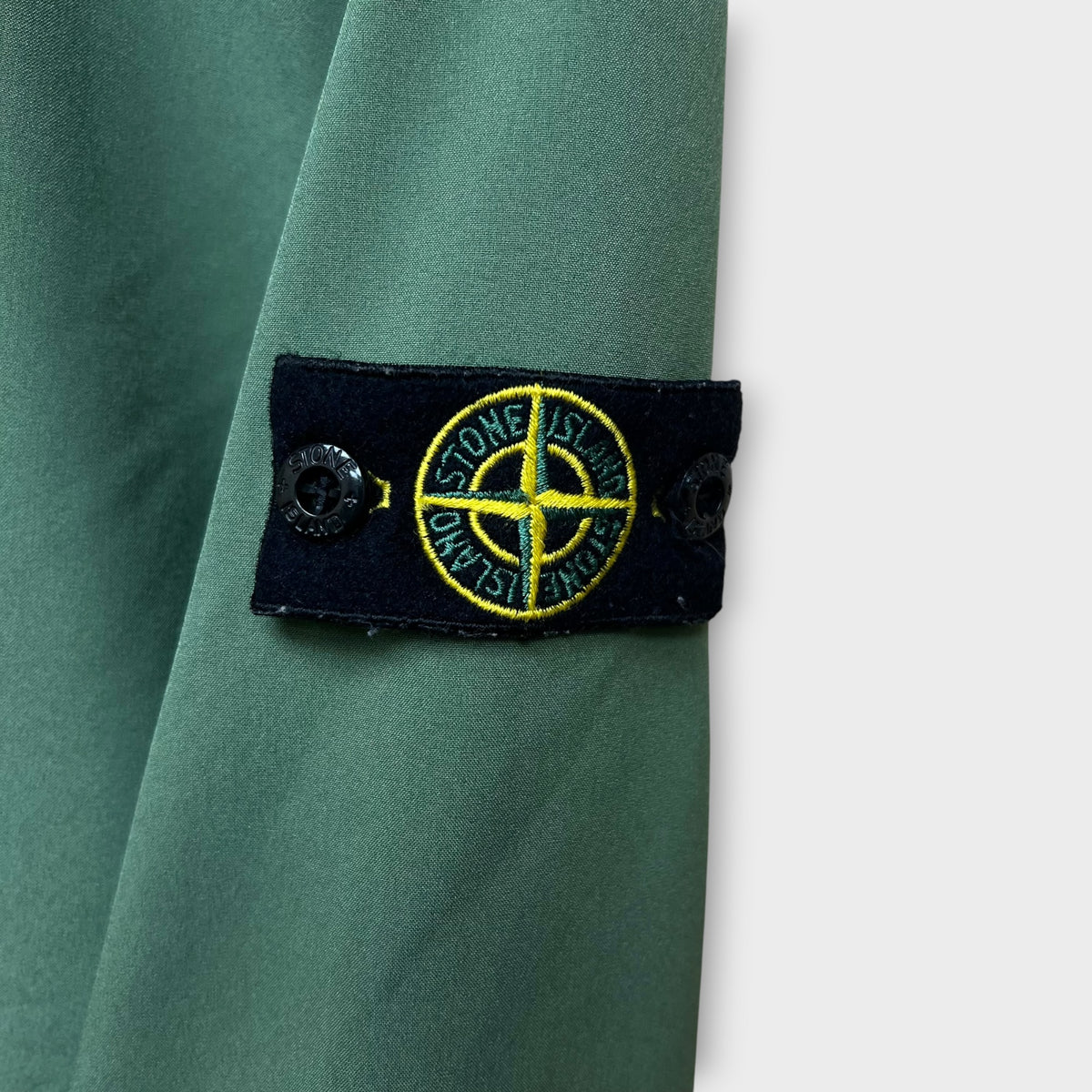 Shell Stone Island Vert - 14ans