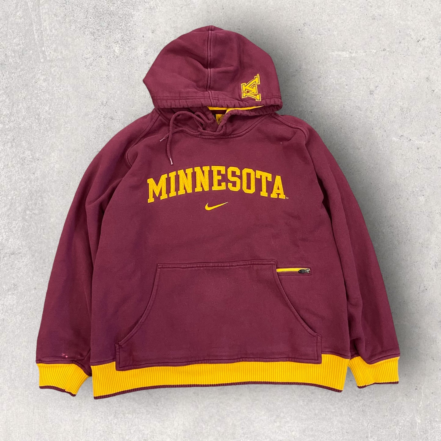 Nike vintage 90's Minnesota hoodie - M